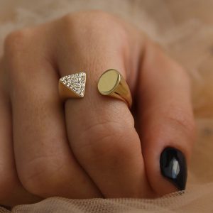 טבעת צינור עיגול משולש