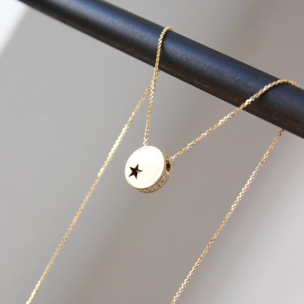 שרשרת חיתוך לייזר כוכב