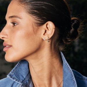 עגיל קונטור אליפסה משובץ